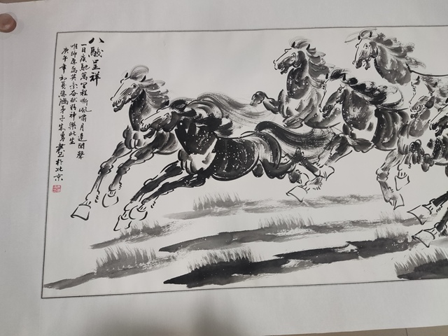 古玩字畫(huà)手工精裱中美協(xié)朱勇 奔馬圖拍賣(mài),當(dāng)前價(jià)格298元