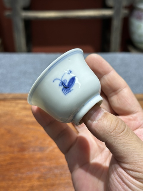 古玩陶瓷明代晚期青花花卉紋杯拍賣,當(dāng)前價(jià)格8800元