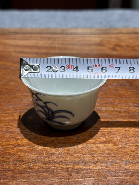 古玩陶瓷明代晚期青花花卉紋杯拍賣,當(dāng)前價(jià)格8800元