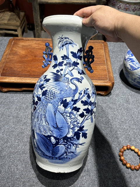 古玩陶瓷清代咸豐青花花鳥紋賞瓶拍賣，當前價格6800元