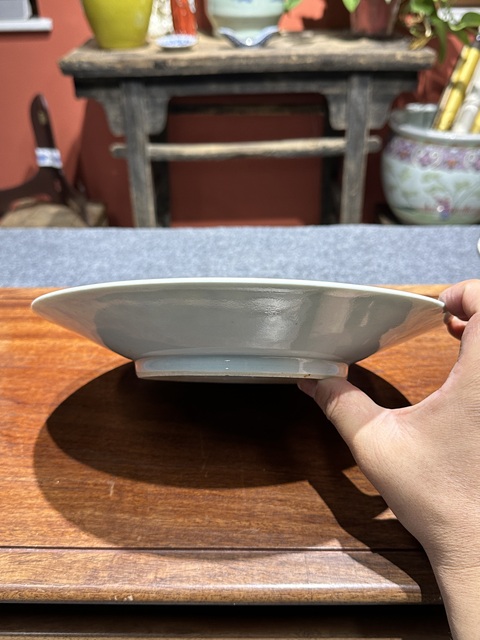 古玩陶瓷清代乾隆青花纏枝蓮紋盤拍賣，當前價格2800元