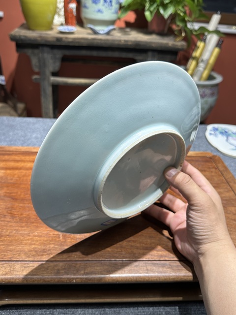 古玩陶瓷清代乾隆青花纏枝蓮紋盤拍賣，當前價格2800元