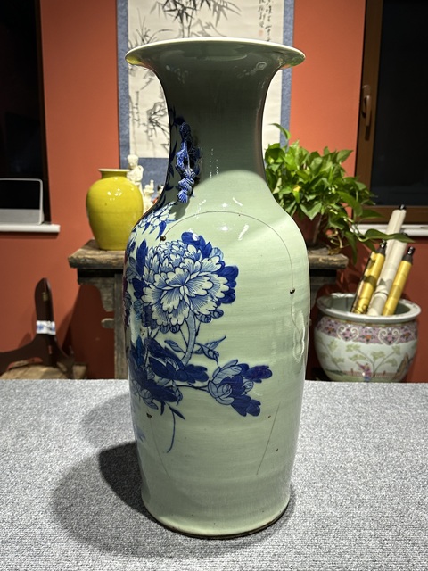 古玩陶瓷清代咸豐青花猴子采桃紋300件賞瓶拍賣，當前價格12800元