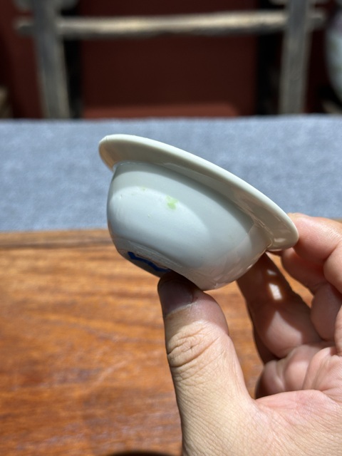 古玩陶瓷清代同治粉彩蝶戀花筆洗拍賣,當(dāng)前價格2600元