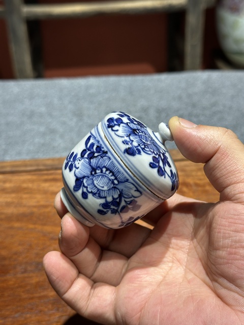 古玩陶瓷清代嘉道青花花卉紋蓋缸拍賣,當前價格1800元