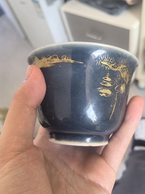 古玩陶瓷霽藍釉描金山水紋杯拍賣,當前價格850元