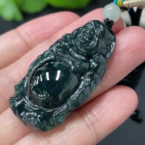 古玩玉器252天然翡翠雕刻佛公題材掛件送證書拍賣，當前價格280元