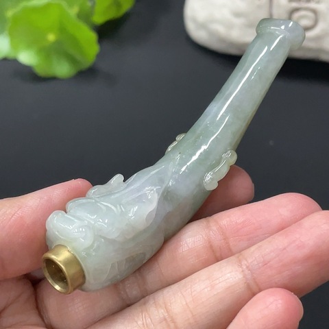 古玩玉器251天然翡翠煙嘴送證書拍賣,當前價格198元