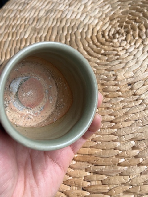 古玩陶瓷明·龍泉窯米黃釉三足爐（亦可稱琴爐）拍賣，當(dāng)前價格2000元