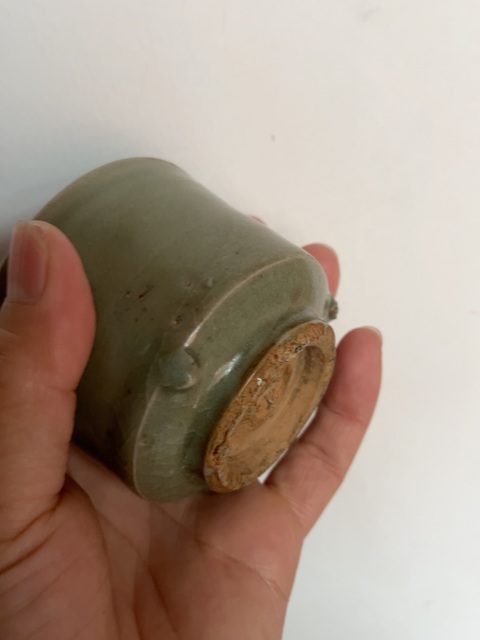 古玩陶瓷明·龍泉窯米黃釉三足爐（亦可稱琴爐）拍賣，當(dāng)前價格2000元