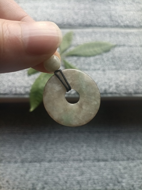 古玩玉器清代天然翡翠平安扣拍賣,當前價格498元