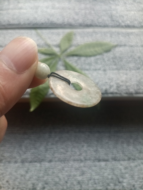古玩玉器清代天然翡翠平安扣拍賣,當前價格498元