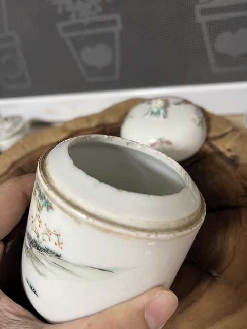 古玩陶瓷粉彩人物故事紋蓋缸拍賣,當(dāng)前價格2888元