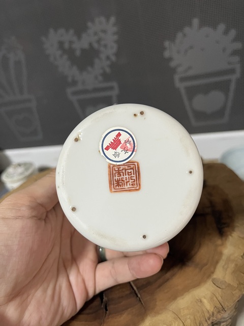 古玩陶瓷粉彩人物故事紋蓋缸拍賣,當(dāng)前價格2888元