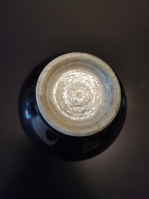 古玩陶瓷晚清?茄皮紫釉撇口瓶拍賣，當前價格2600元