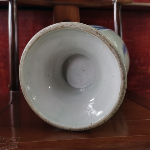 古玩陶瓷【高48.5】晚清民國青花松竹梅圖瓶拍賣，當(dāng)前價格12600元