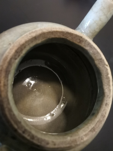 古玩陶瓷明代晚期?哥釉茶壺拍賣,當(dāng)前價格760元
