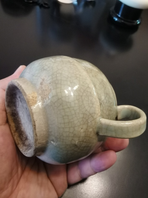 古玩陶瓷明代晚期?哥釉茶壺拍賣,當(dāng)前價格760元
