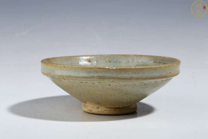 古玩陶瓷五大名窯之一元代鈞窯天藍釉賞碗拍賣,當前價格3980元