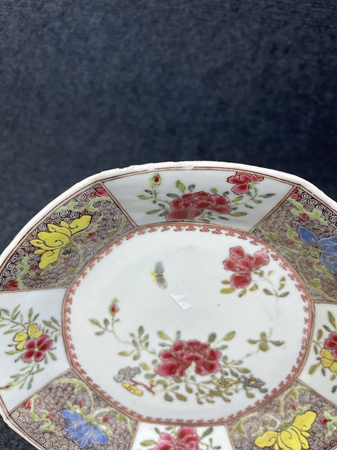 古玩陶瓷雍正粉彩花卉紋八方盤拍賣,當前價格2688元