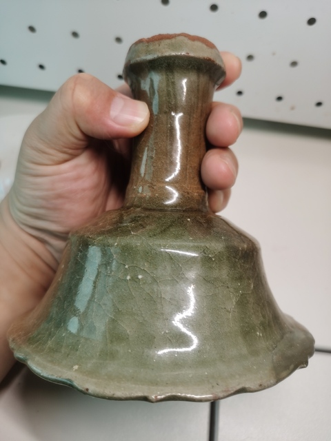 古玩陶瓷元末明初?龍泉青瓷高足杯拍賣,當前價格2200元