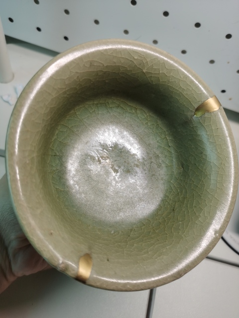 古玩陶瓷元末明初?龍泉青瓷刻花高足杯拍賣,當前價格2300元