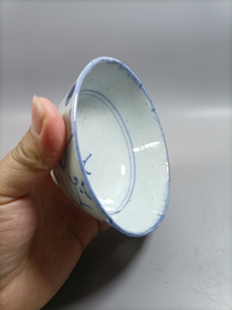 古玩陶瓷雍乾青花靈芝花卉紋茶碗拍賣,當前價格200元