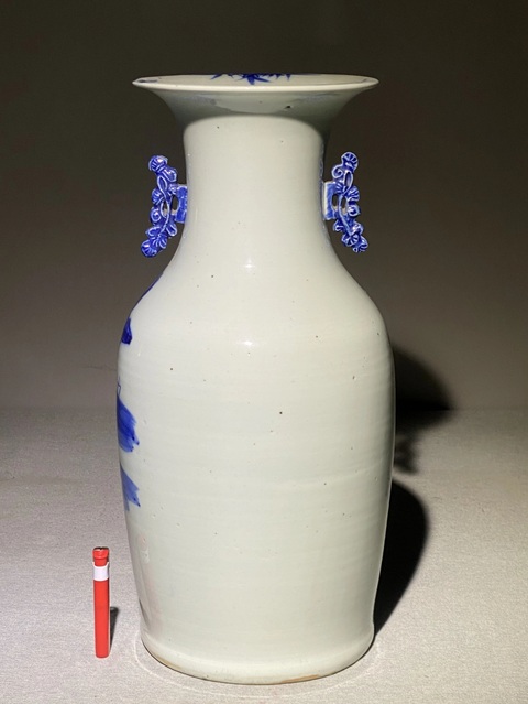 古玩陶瓷清中山水紋青花雙松葉耳撇口瓶拍賣,當前價格4555元