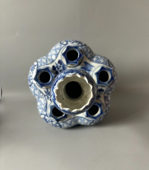古玩陶瓷清中晚期—龍紋青花五孔花插拍賣,當前價格12800元