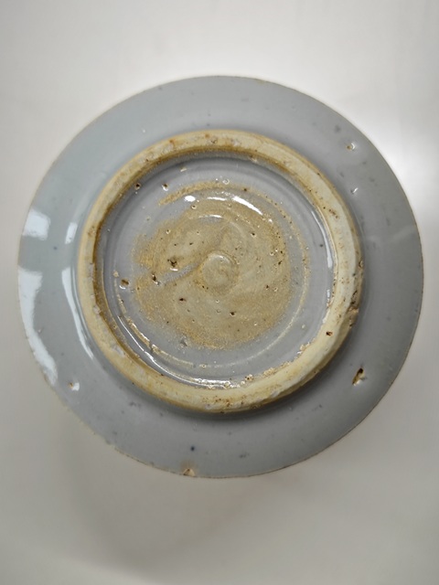 古玩陶瓷明空白期青花歲寒三友旋紋琴爐拍賣,當(dāng)前價(jià)格9876元