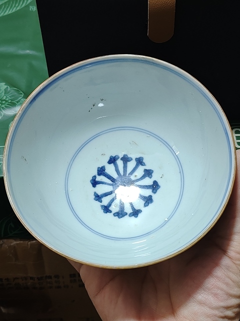 古玩陶瓷青花雙龍戲珠紋碗拍賣，當(dāng)前價格6000元