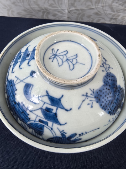 古玩陶瓷清中期青花蓋碗拍賣,當前價格1680元