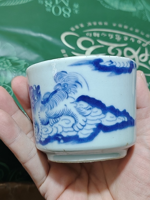 古玩陶瓷青花獅紋香爐拍賣,當(dāng)前價(jià)格3200元