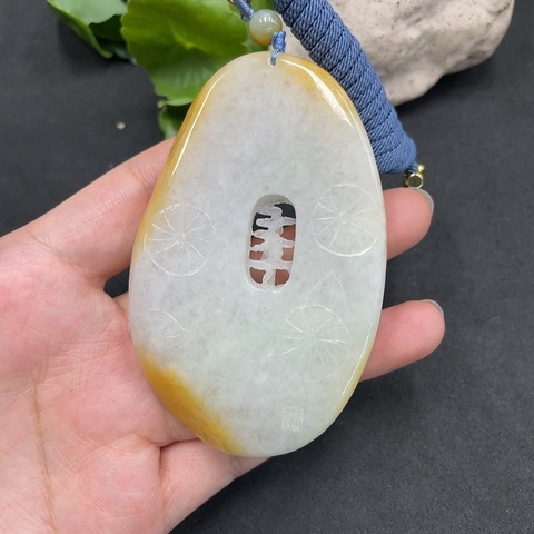 古玩玉器山水牌子(帶翡翠鑒定證書)拍賣,當前價格1800元