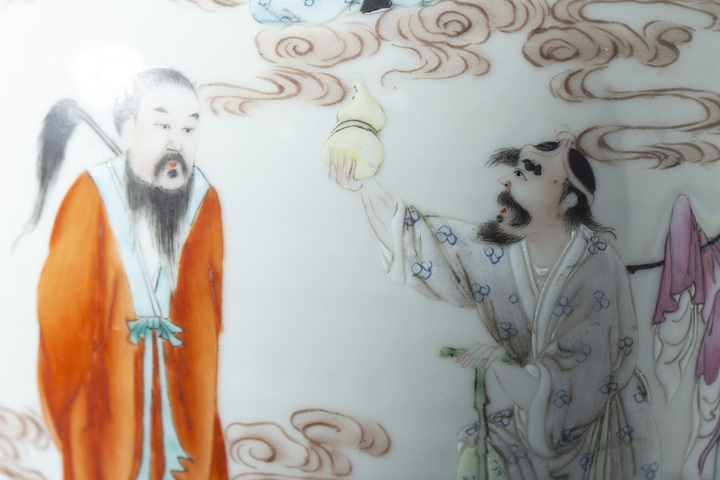 古玩陶瓷清末民初·粉彩八仙人物紋獸耳尊拍賣，當前價格36270元