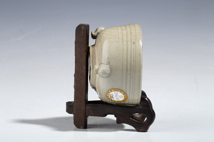 古玩陶瓷·青釉弦紋吊腳爐
真品鑒賞圖