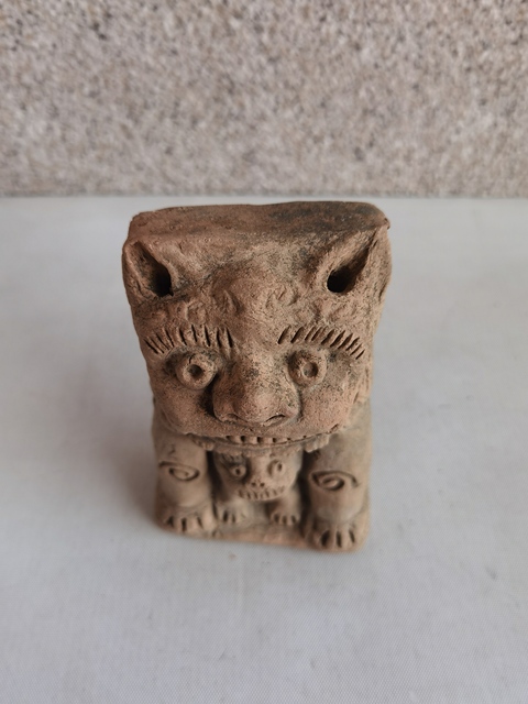 古玩陶瓷紅陶獅子拍賣，當(dāng)前價(jià)格550元