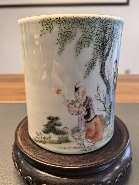 古玩陶瓷超細粉彩王羲之愛鵝紋大筆筒拍賣,當前價格7500元