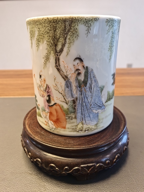 古玩陶瓷超細粉彩王羲之愛鵝紋大筆筒拍賣,當前價格7500元