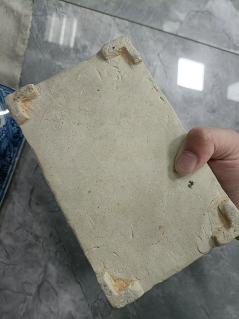 古玩陶瓷雍正青花開光花卉紋四方蓋盒拍賣,當前價格3888元