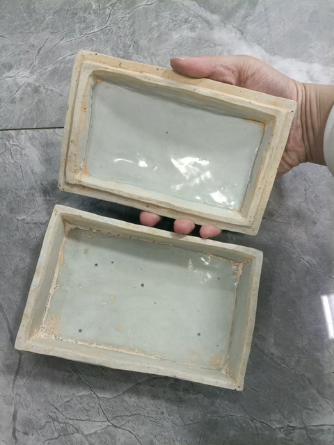 古玩陶瓷雍正青花開光花卉紋四方蓋盒拍賣,當前價格3888元
