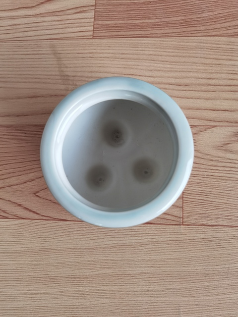 古玩陶瓷豆青釉描金花卉紋三足香爐拍賣,當前價格168元