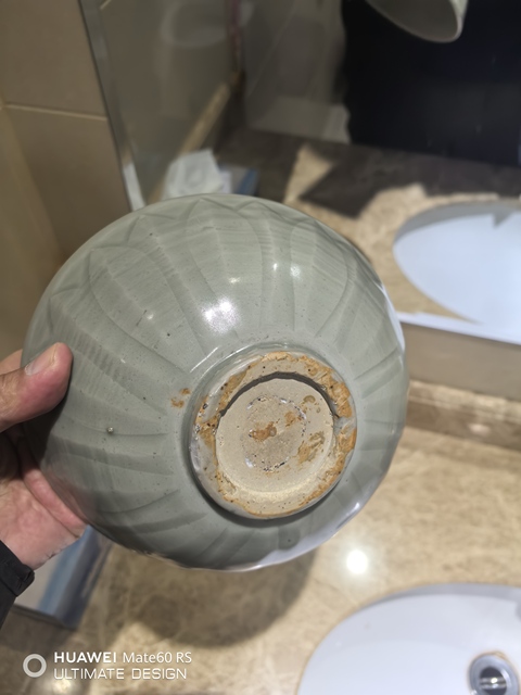 古玩陶瓷龍泉青瓷刻仰蓮紋碗,北宋拍賣,當前價格10800元