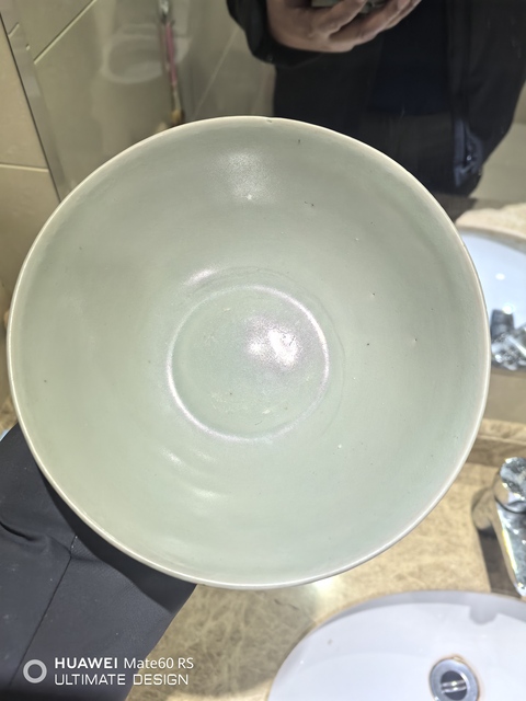 古玩陶瓷龍泉青瓷刻仰蓮紋碗,北宋拍賣,當前價格10800元