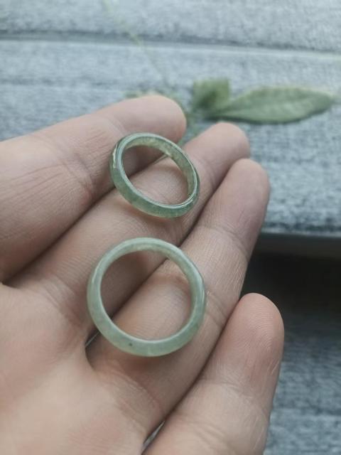 古玩玉器民國翡翠戒指拍賣,當前價格598元