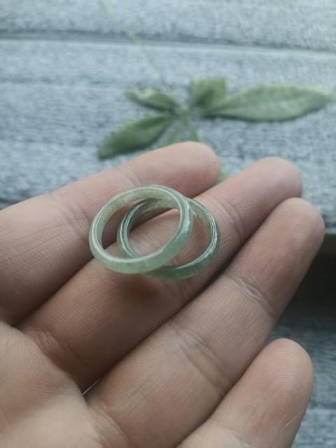 古玩玉器民國翡翠戒指拍賣,當前價格598元