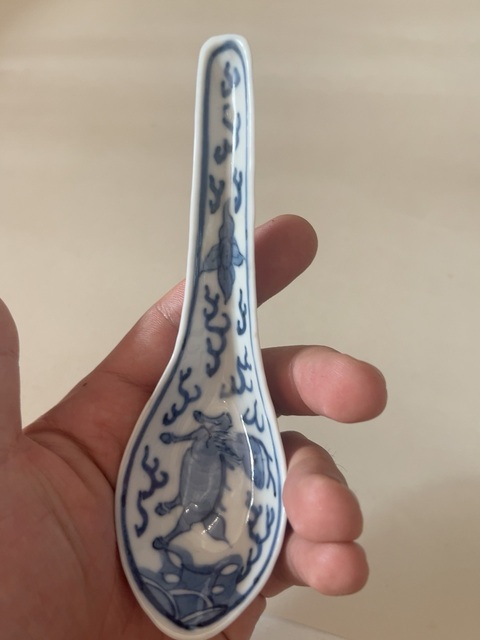 古玩陶瓷青花海水海八怪紋勺子一對拍賣,當前價格1288元