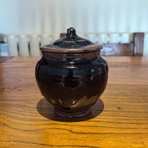 古玩陶瓷明黑釉茶入（原蓋）860拍賣，當前價格860元