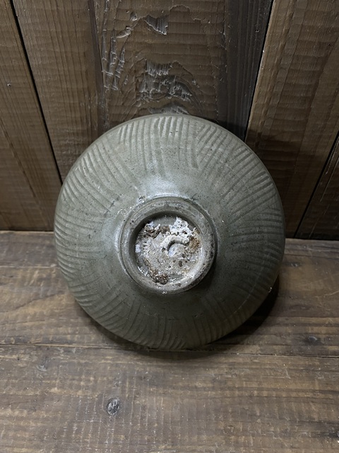 古玩陶瓷宋代珠光青瓷刻花碗拍賣，當前價格1580元