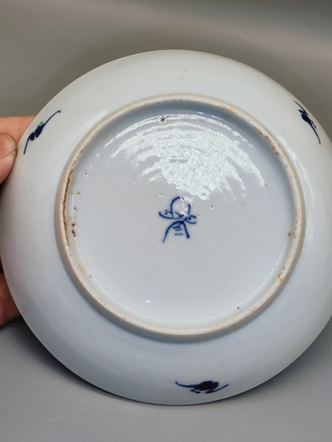 古玩陶瓷清中期道光,五龍團紋青花折沿盤拍賣,當前價格1800元